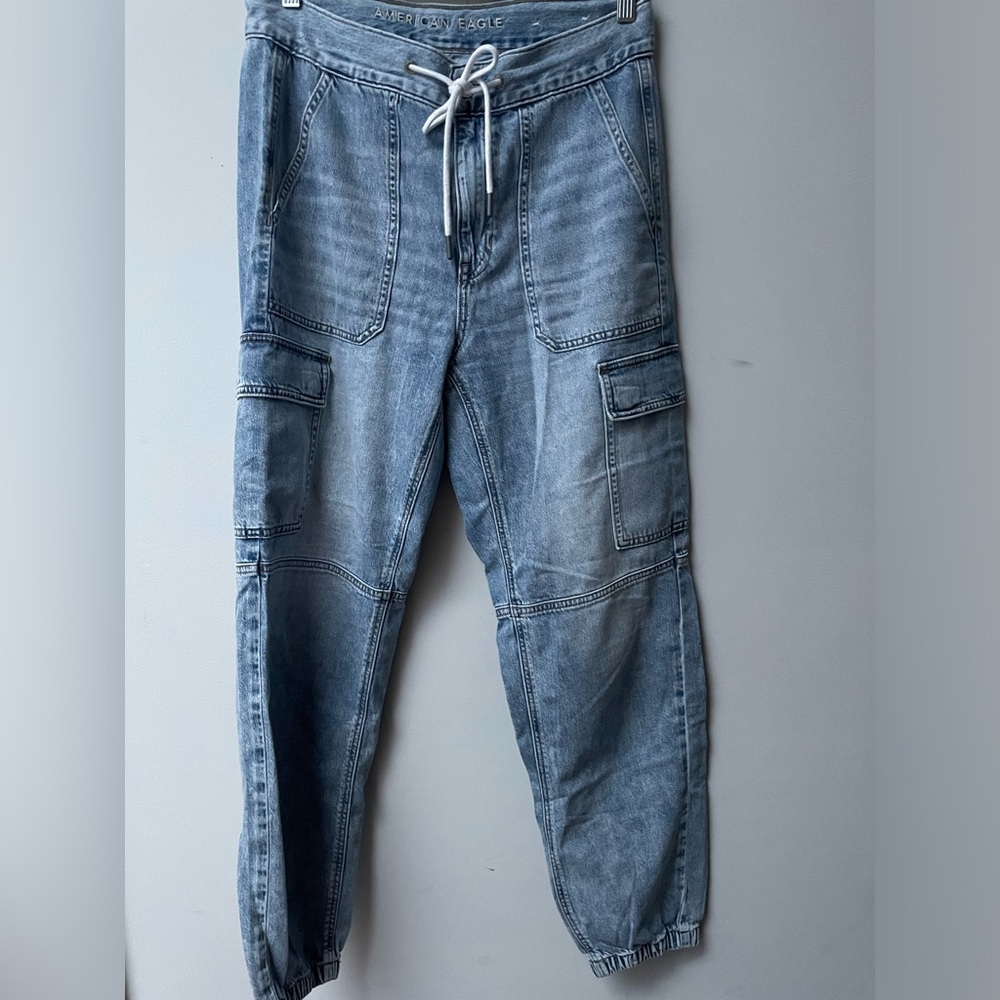 AMERICAN EAGLE denim joggers. Blue denim Size L